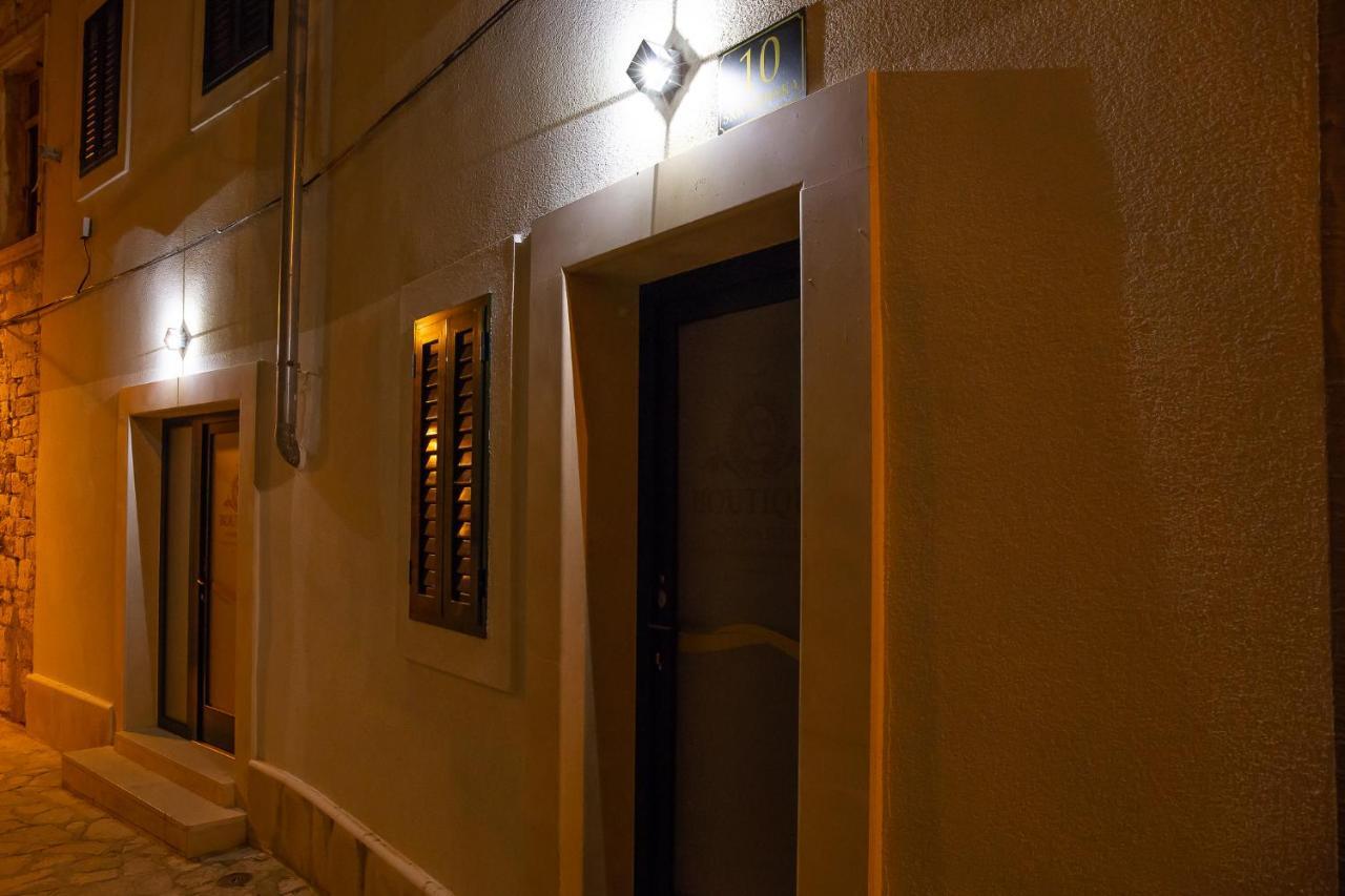 Xboutique Rooms Marinac Шибеник Екстер'єр фото